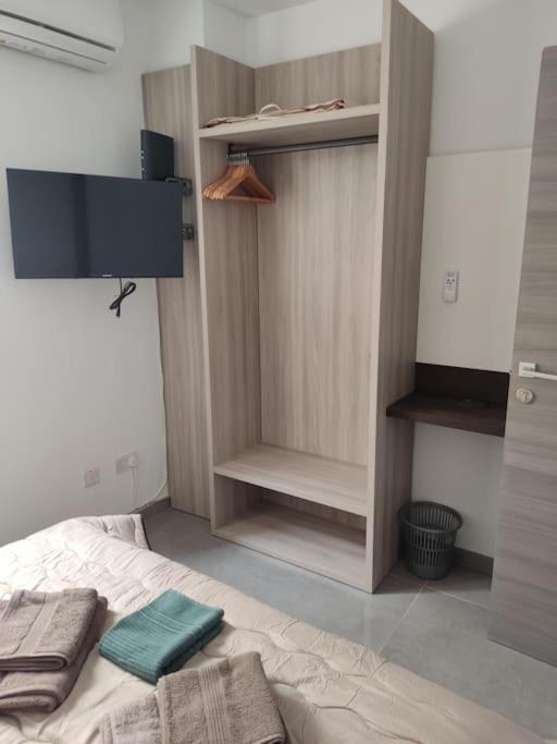 Ferienwohnung Sorriso Flat N.9 - Entire Unit St. Paul's Bay Exterior foto